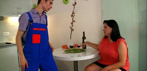  Fat bitch seduces a plumber